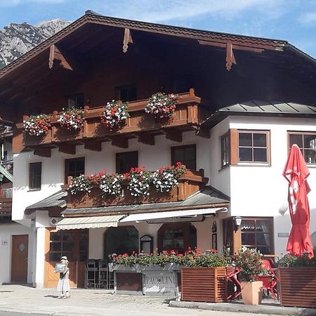 Ferienwohnung Mesnerhaus Filzmoos Exterior foto